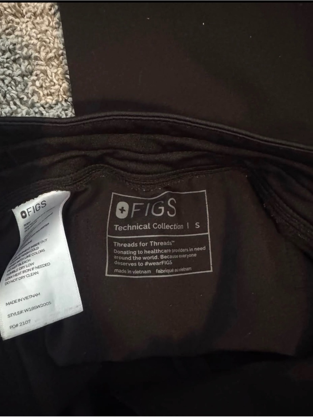 Women’s figs joggers - Picture 2 of 2
